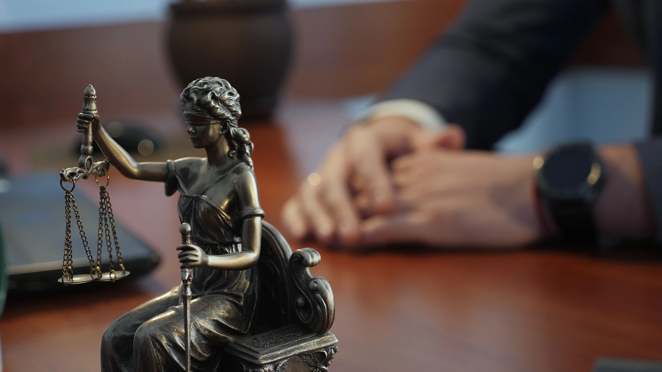 federal criminal defense attorney courtroom